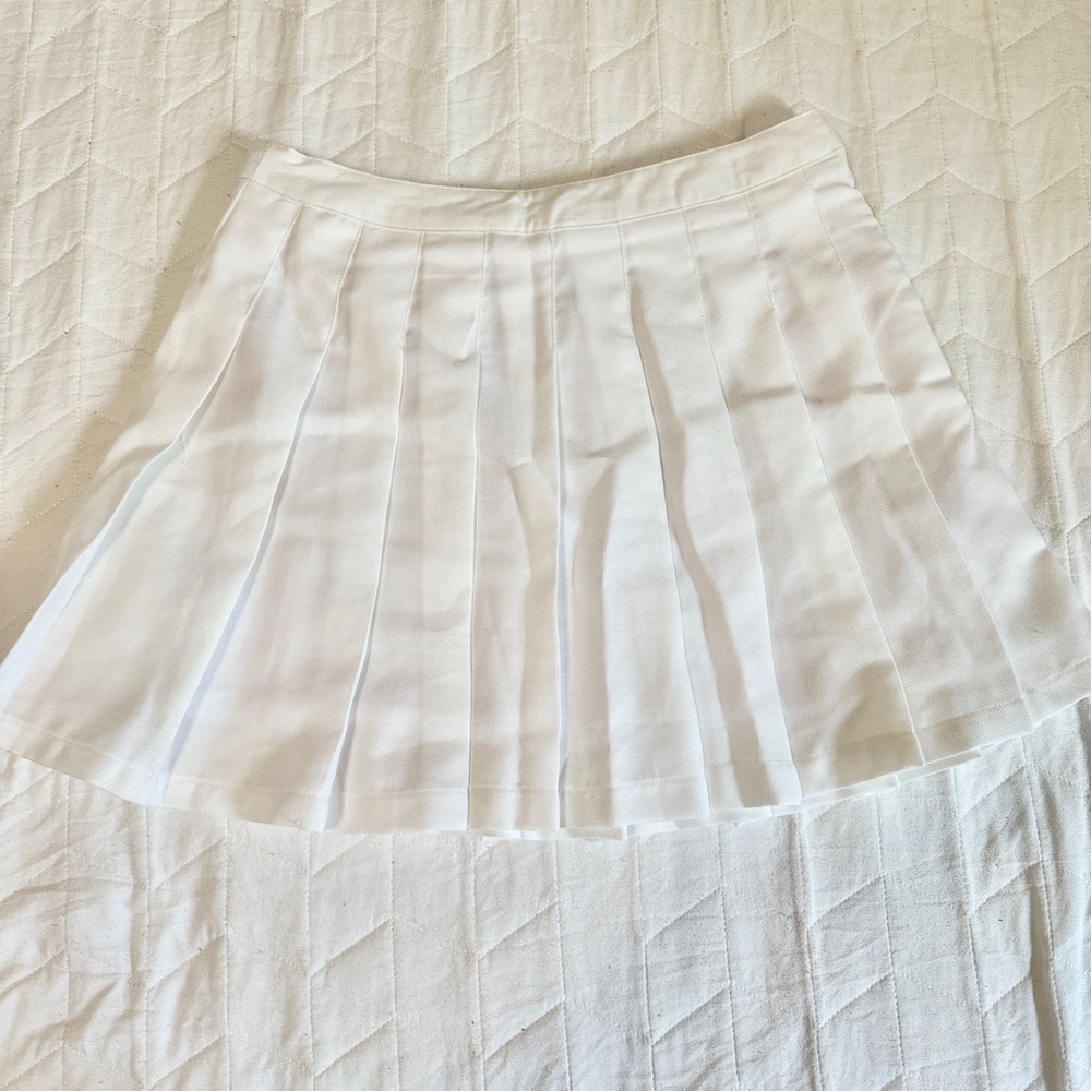 Forever 21 White Pleated Skirt